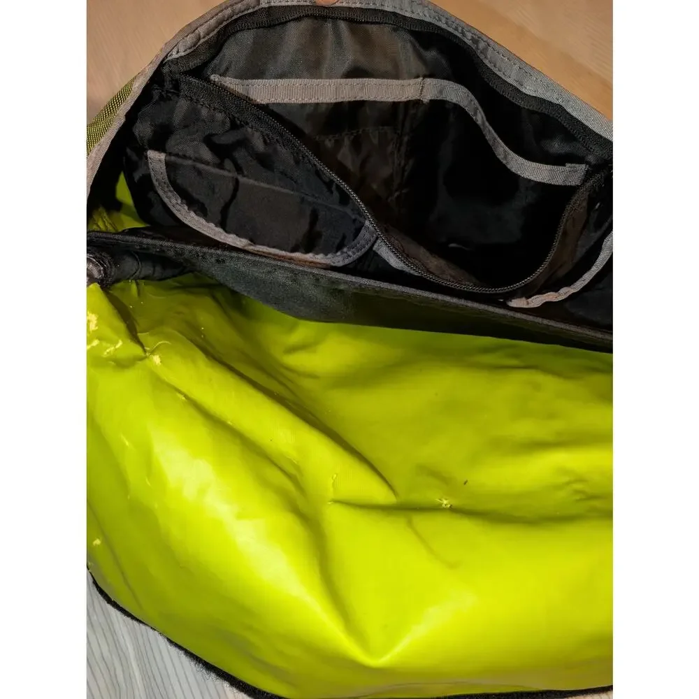 Vintage Timbuk2 Messenger Bag Tricolor 15x13